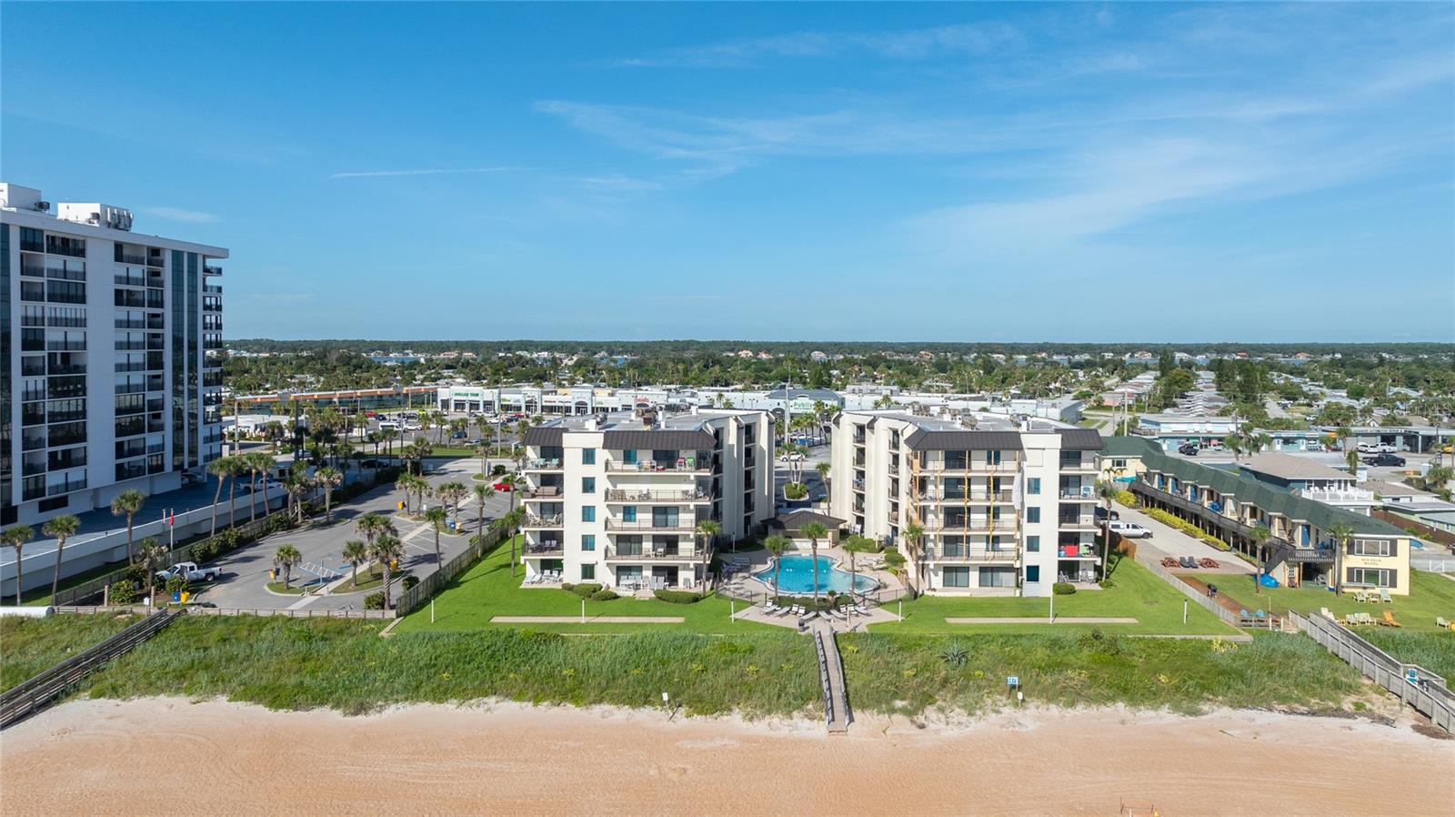 Image 24 of 35 For 1275 Ocean Shore Boulevard P3