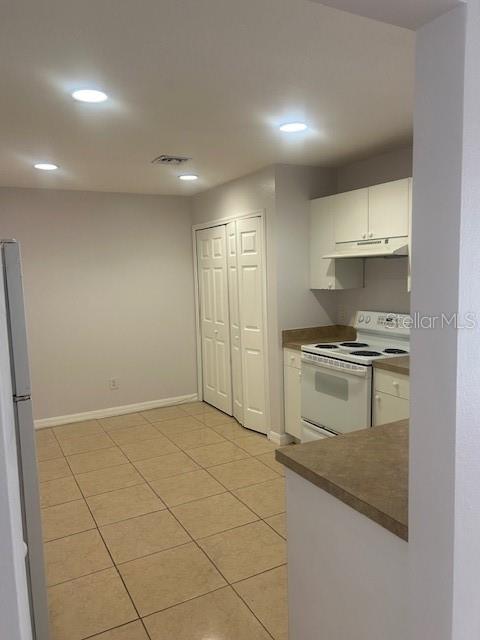 Image 3 of 11 For 4975 Ava Pointe Drive Ge