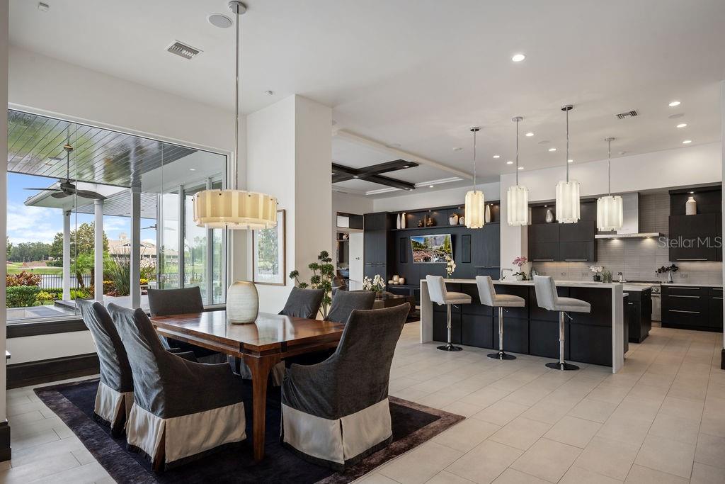 Image 13 of 81 For 9721 Carillon Park Drive