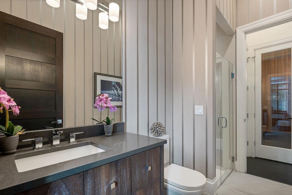Image 27 of 81 For 9721 Carillon Park Drive