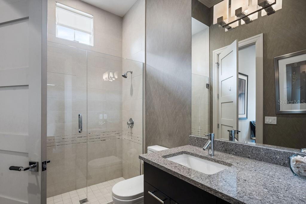 Image 36 of 81 For 9721 Carillon Park Drive