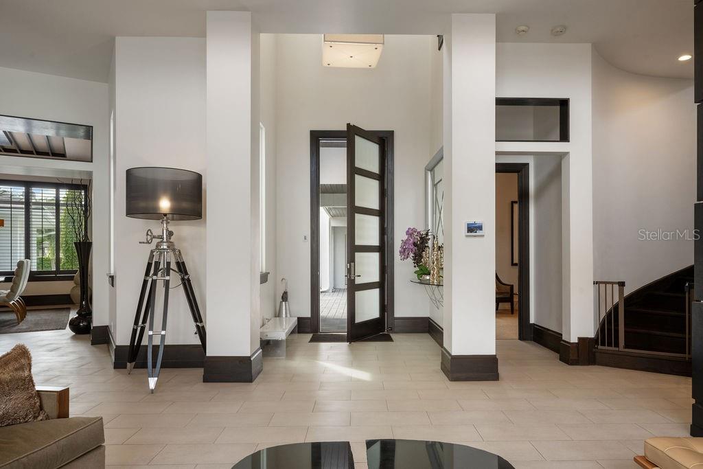 Image 8 of 81 For 9721 Carillon Park Drive