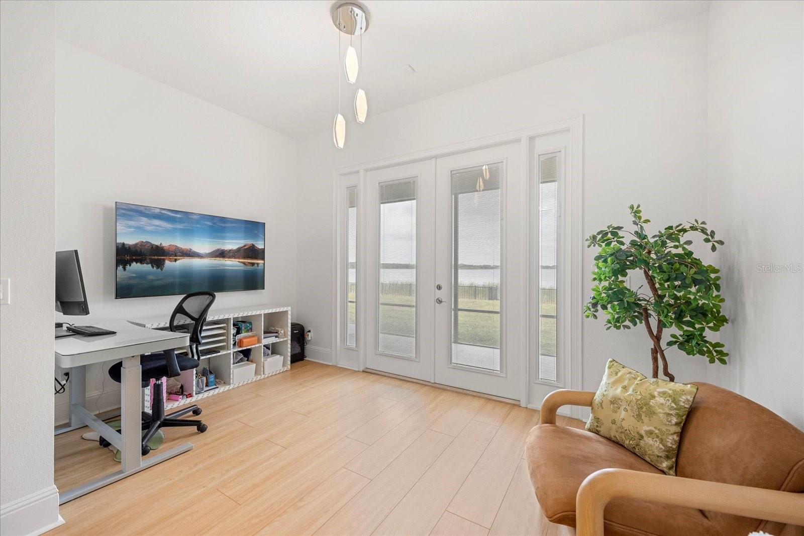 Image 14 of 33 For 16689 Broadwater Avenue