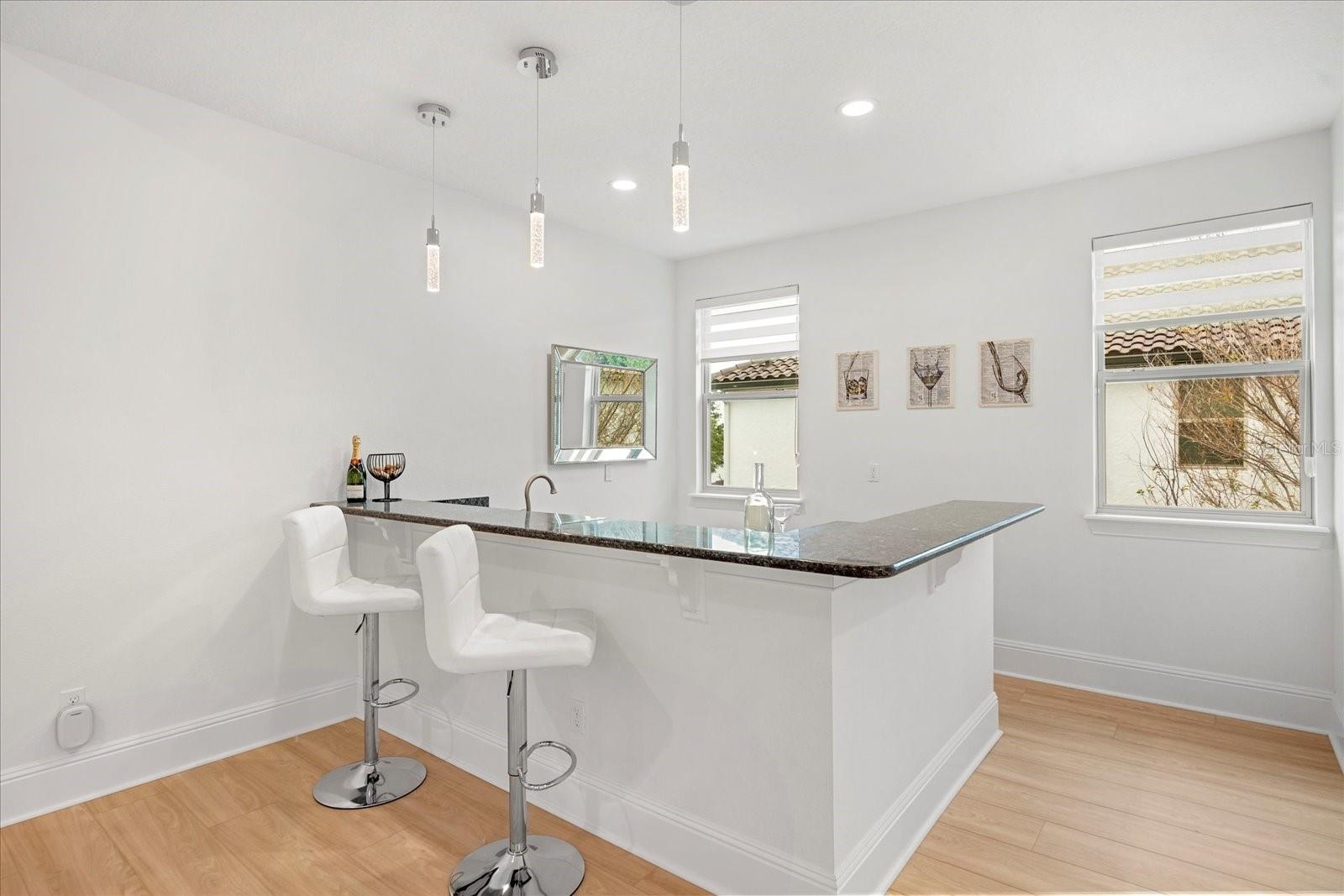 Image 25 of 33 For 16689 Broadwater Avenue