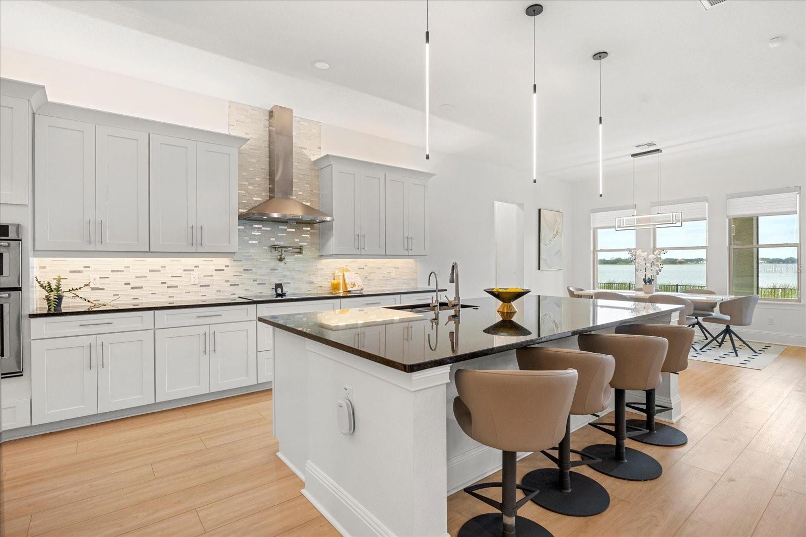 Image 5 of 33 For 16689 Broadwater Avenue