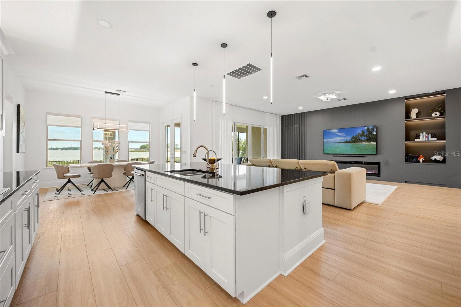 Image 6 of 33 For 16689 Broadwater Avenue