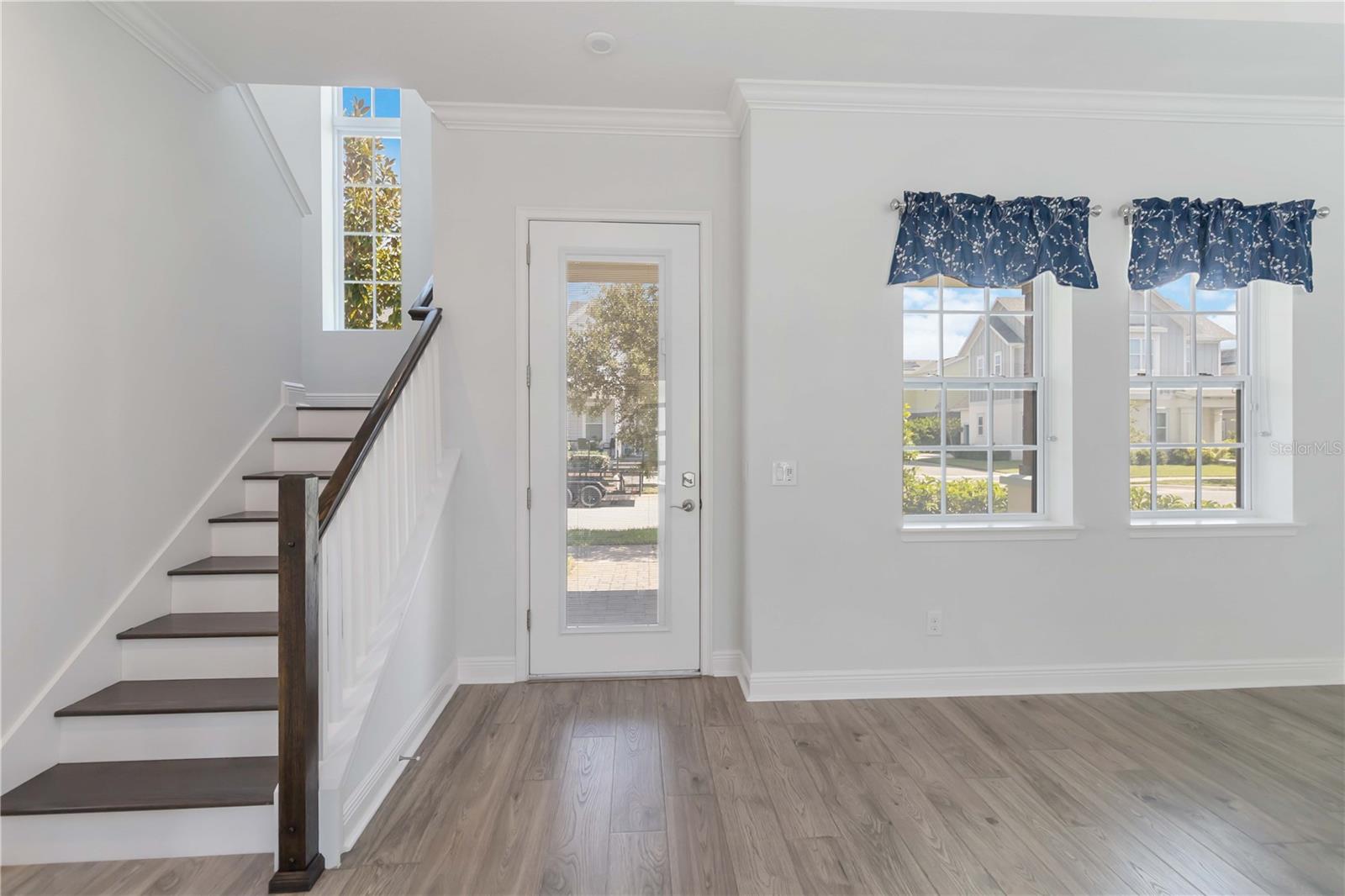 Image 4 of 55 For 12866 Salk Way