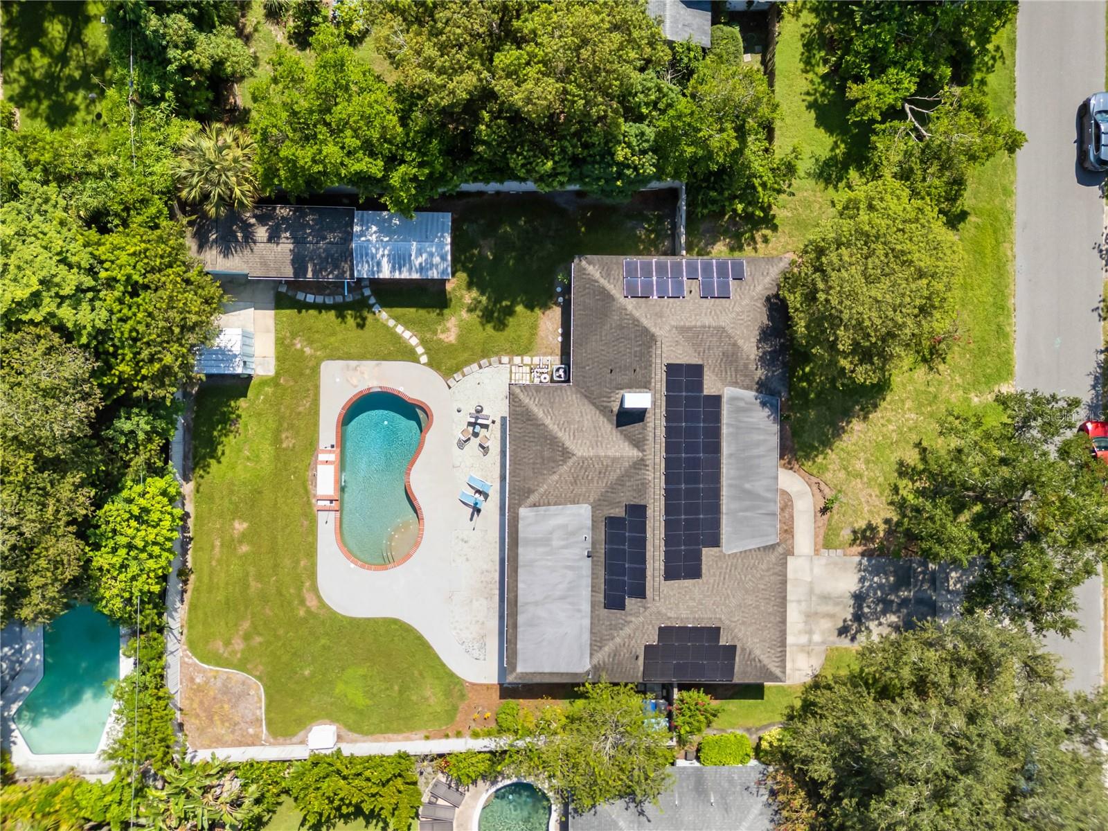 Image 60 of 72 For 915 Garden Drive