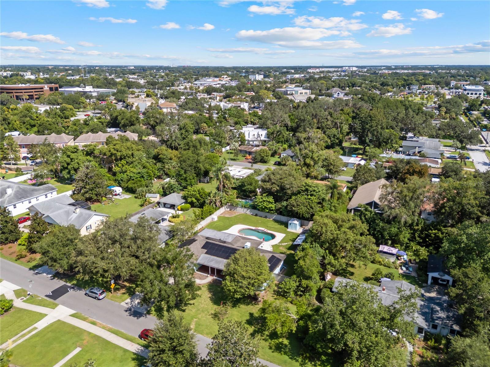 Image 65 of 72 For 915 Garden Drive