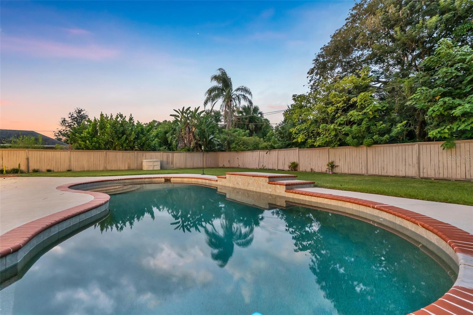 Image 83 of 83 For 915 Garden Drive