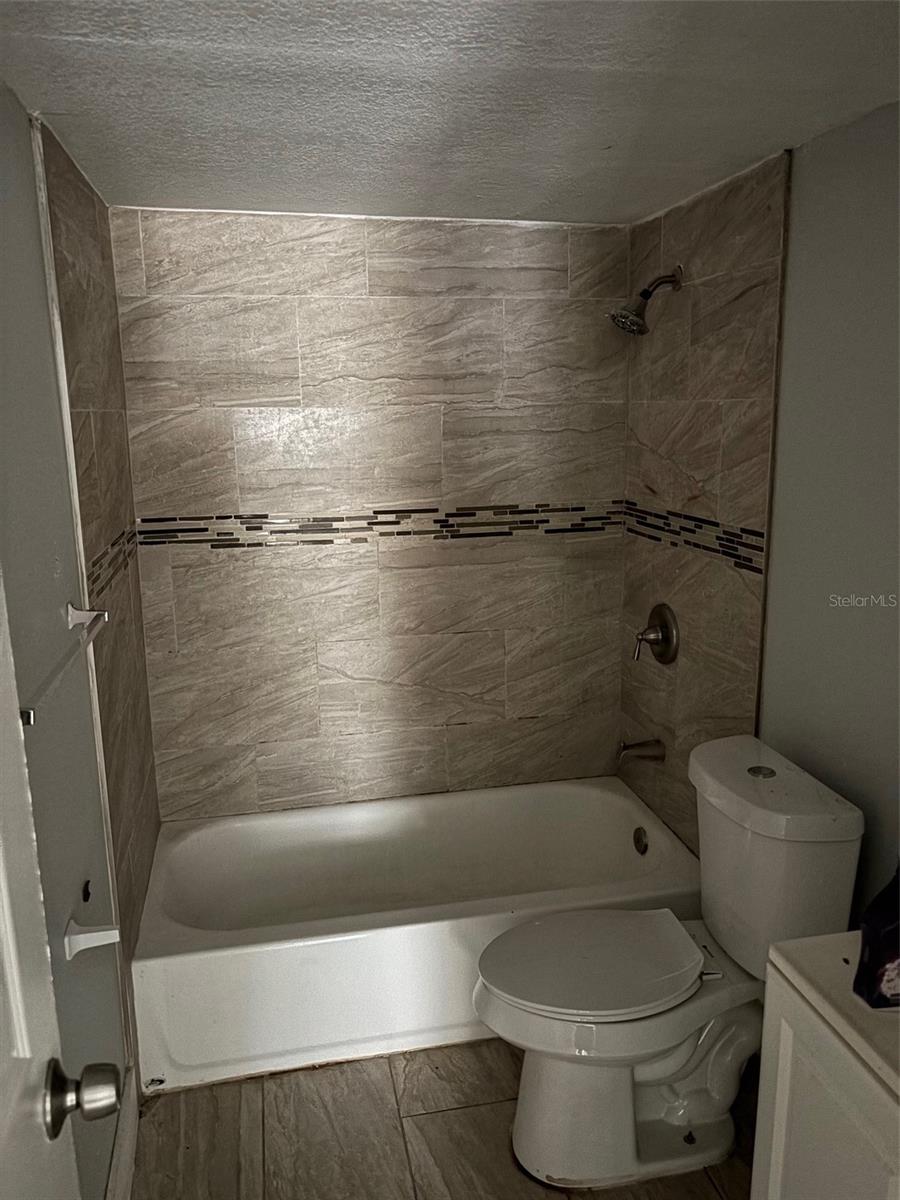 Image 8 of 8 For 2779 L B Mcleod Road A