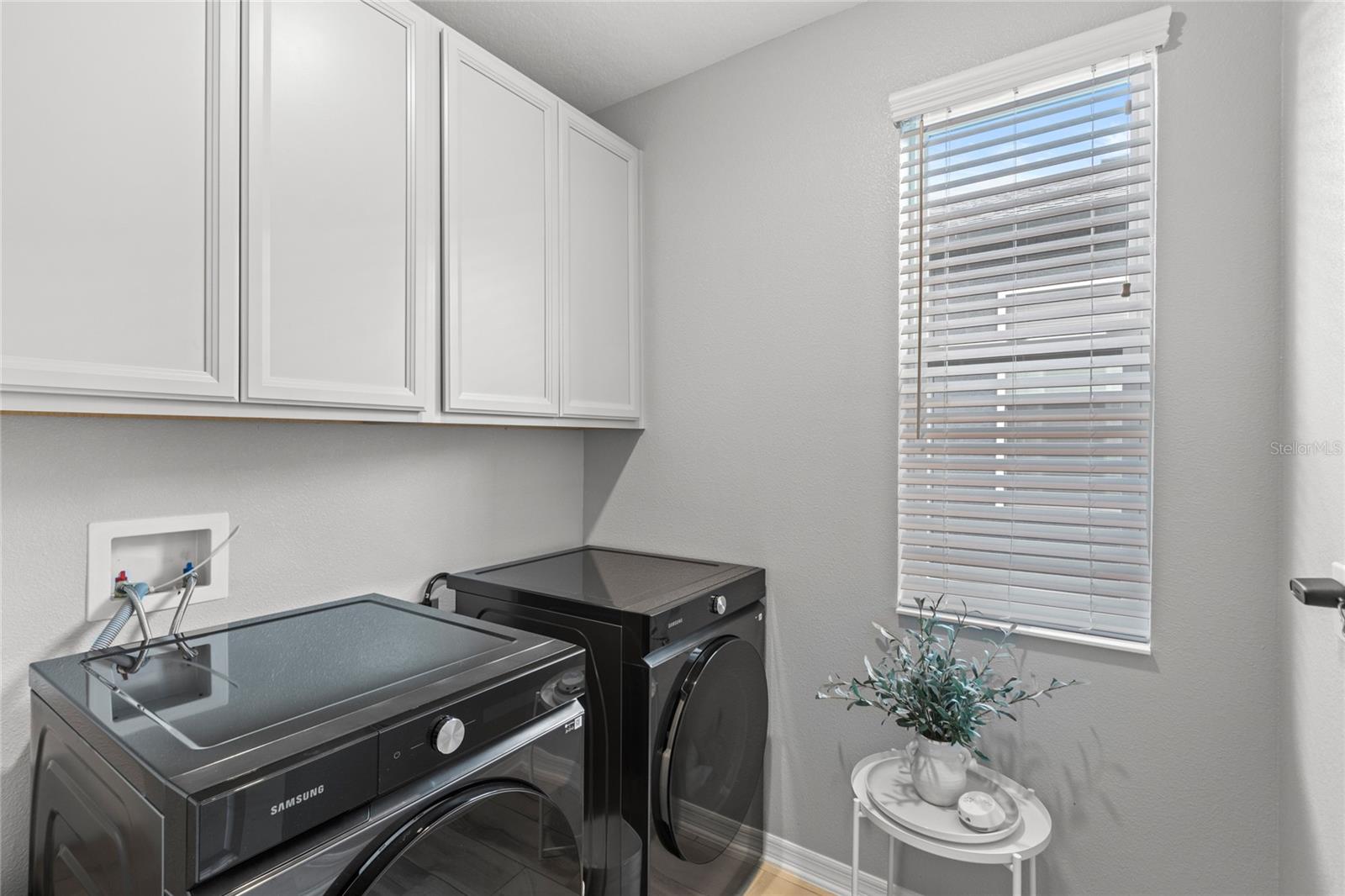 Image 23 of 53 For 17071 Wynford Lane