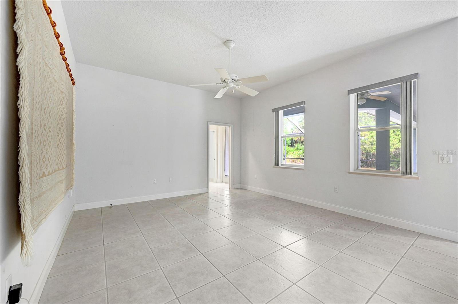 Image 24 of 89 For 5600 Barna Avenue