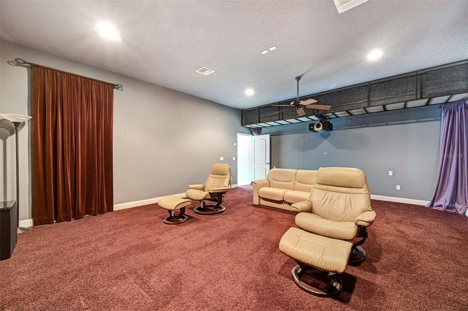 Image 46 of 89 For 5600 Barna Avenue