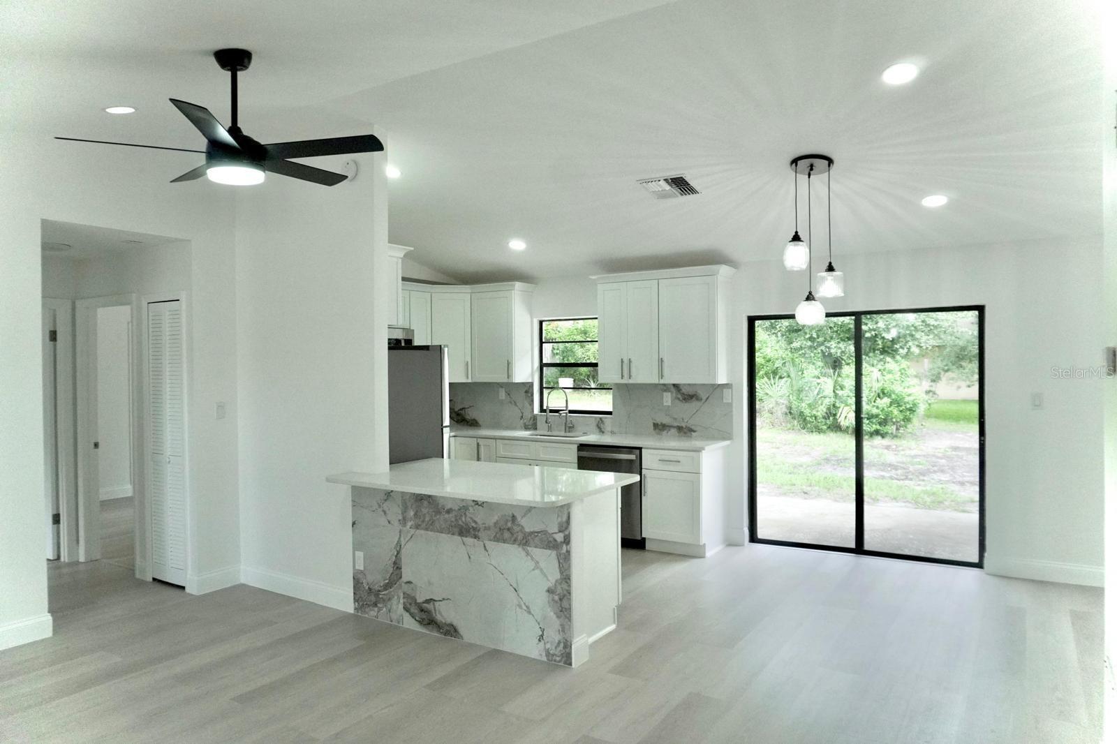 Image 7 of 39 For 1498 Keeling Drive