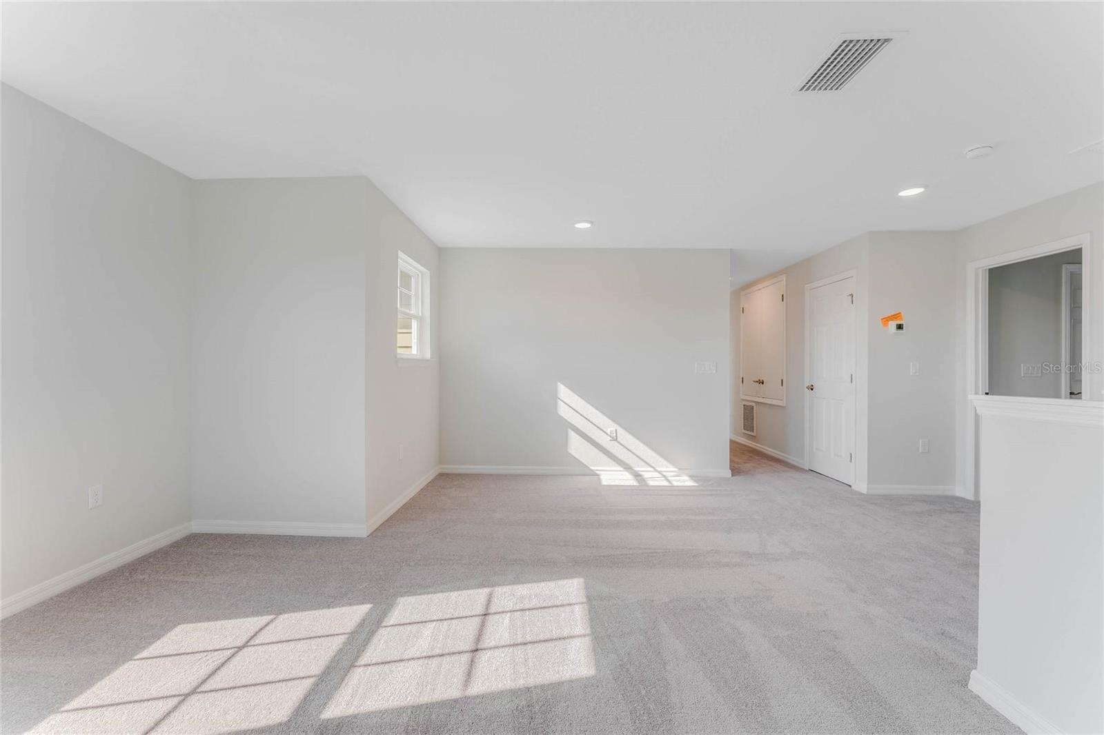 Image 15 of 30 For 3350 Viridian Circle