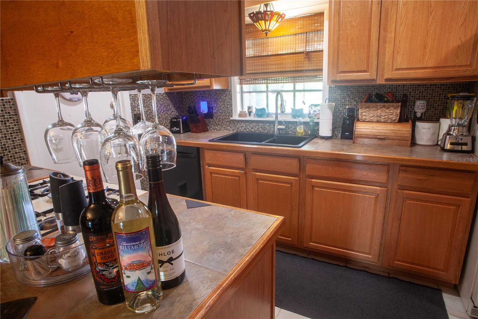 Image 11 of 27 For 1045 Camelot Way