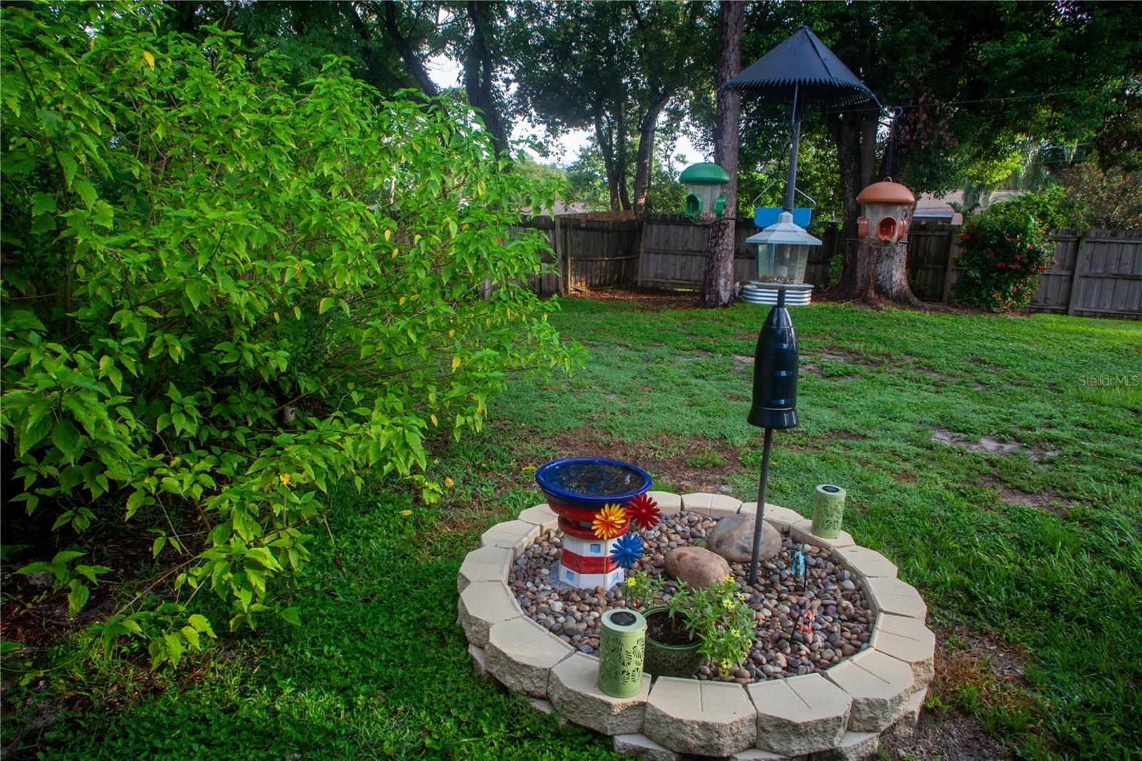 Image 21 of 27 For 1045 Camelot Way