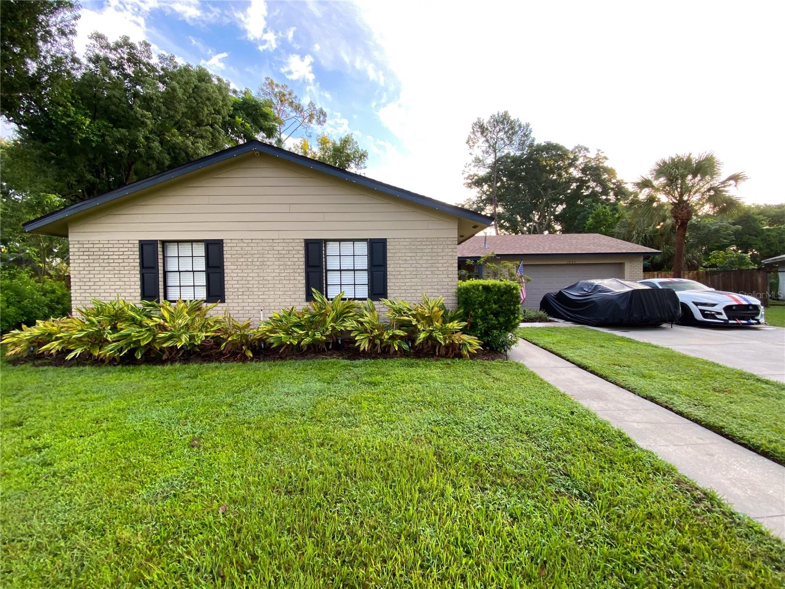 Image 26 of 27 For 1045 Camelot Way