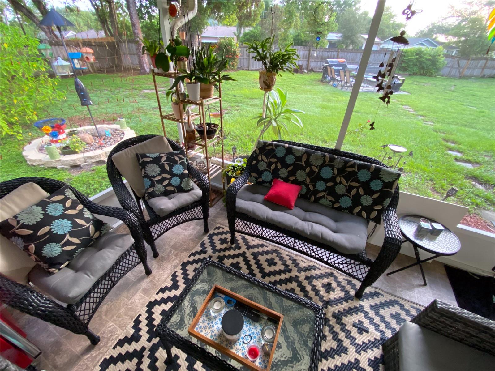 Image 7 of 27 For 1045 Camelot Way