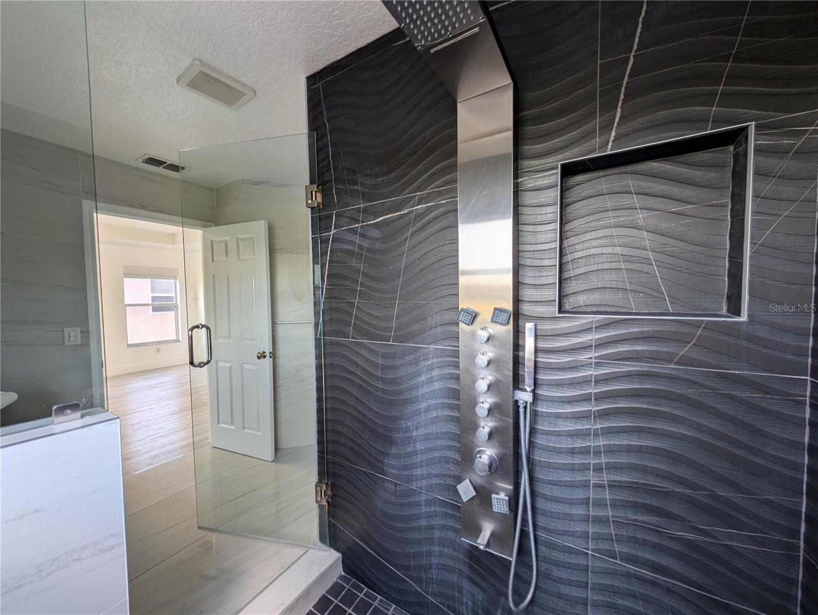 Listing photo id 25 for 5330 Tortuga Drive