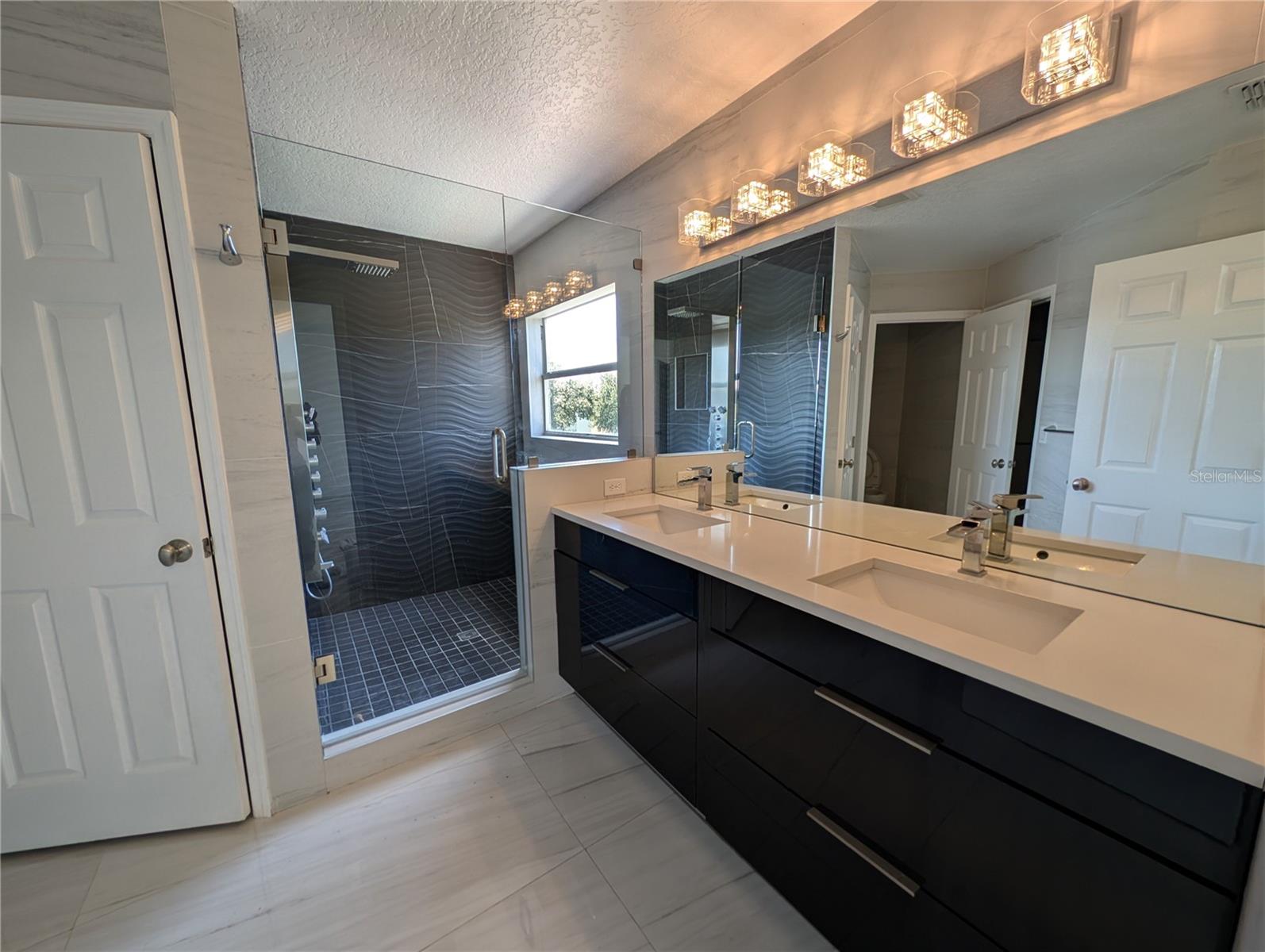 Listing photo id 26 for 5330 Tortuga Drive