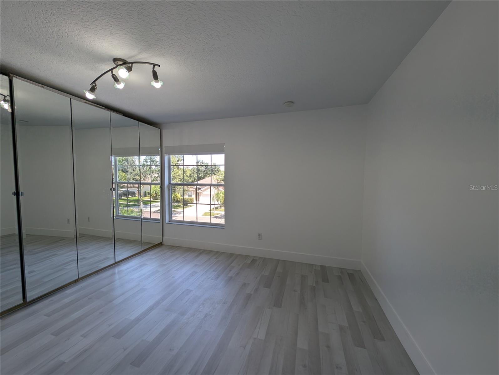 Listing photo id 32 for 5330 Tortuga Drive