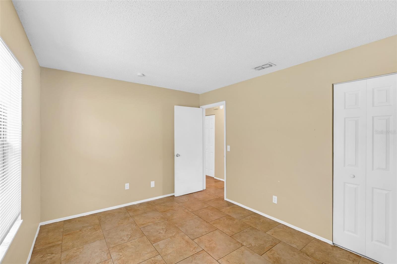 Image 11 of 17 For 433 17th Street