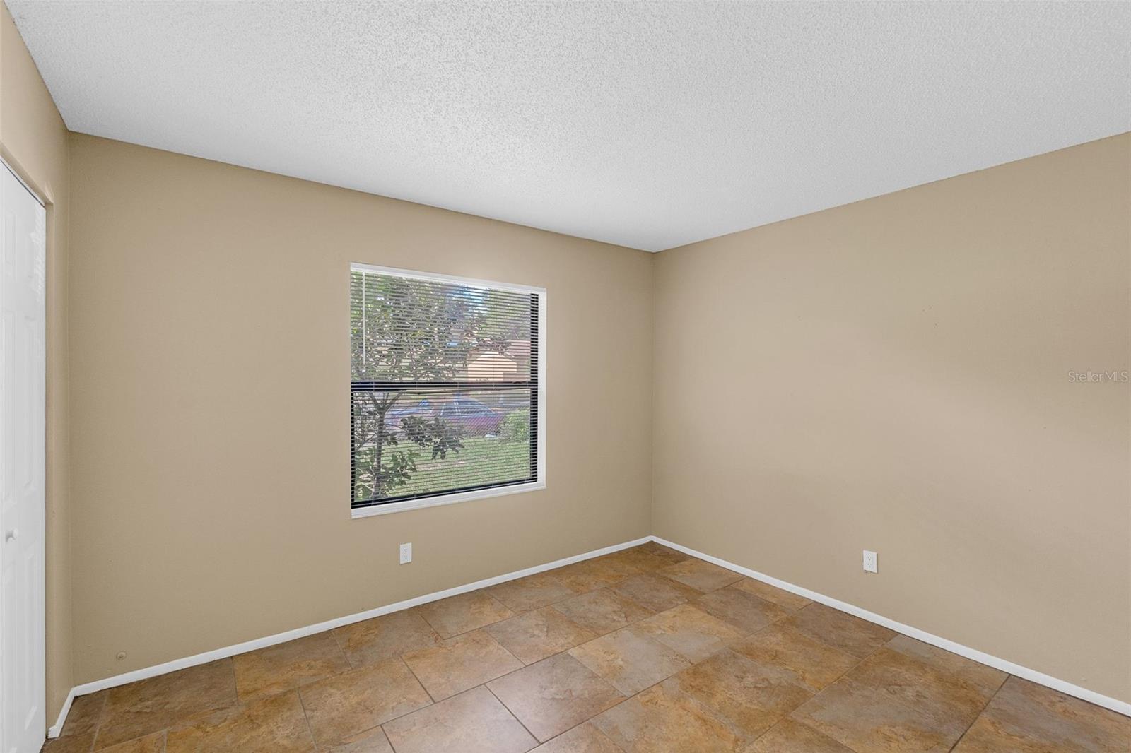 Image 8 of 17 For 433 17th Street