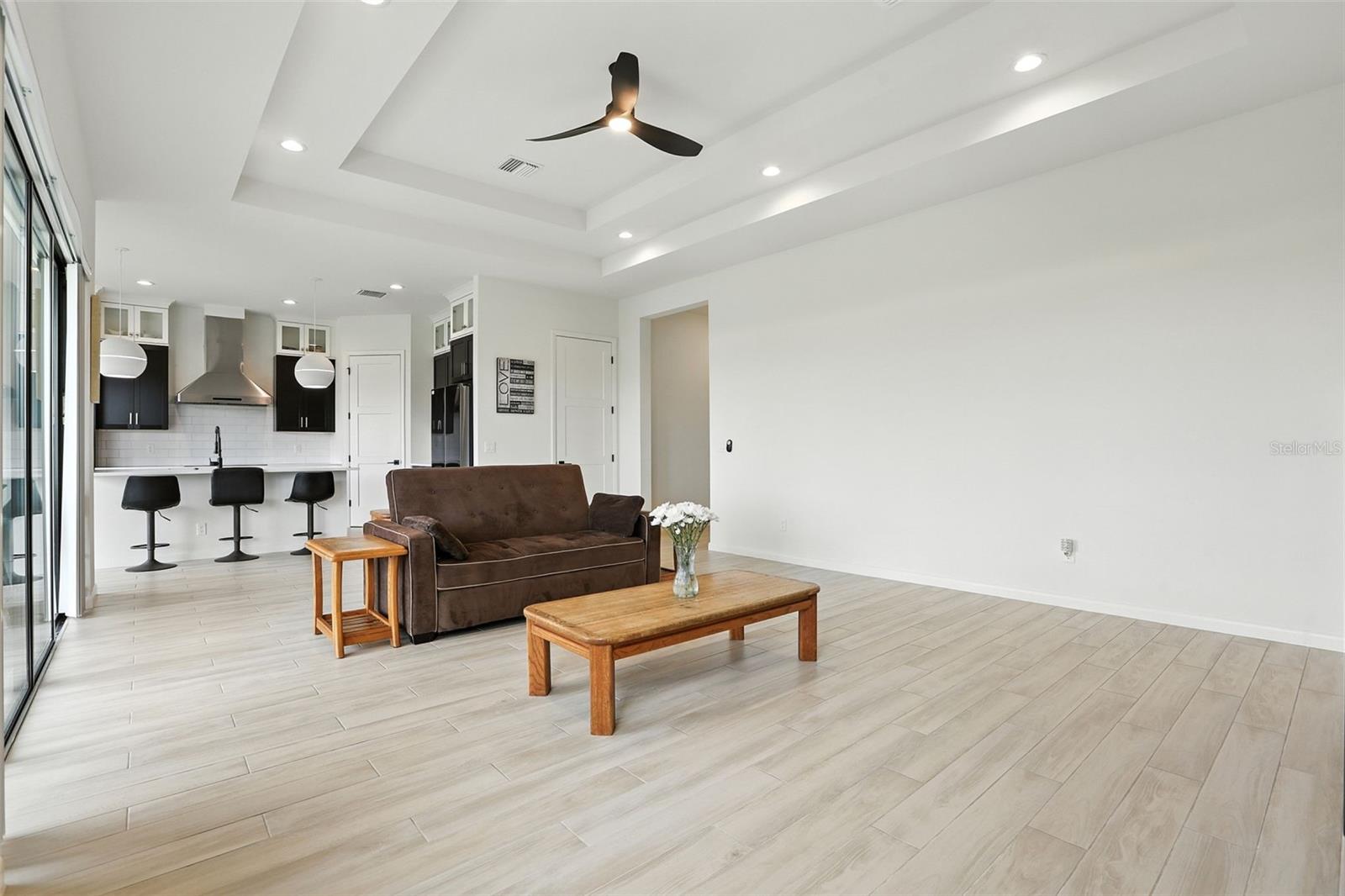 Listing photo id 11 for 4440 Shirley Shores Road