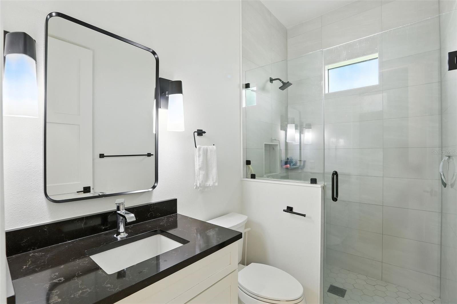 Listing photo id 23 for 4440 Shirley Shores Road