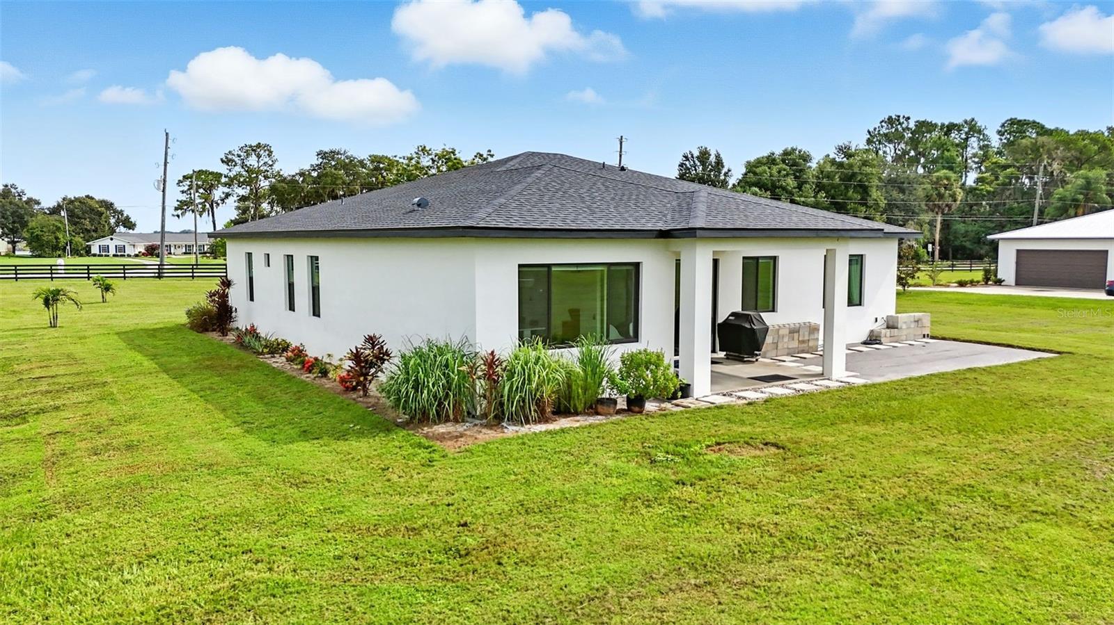 Listing photo id 28 for 4440 Shirley Shores Road