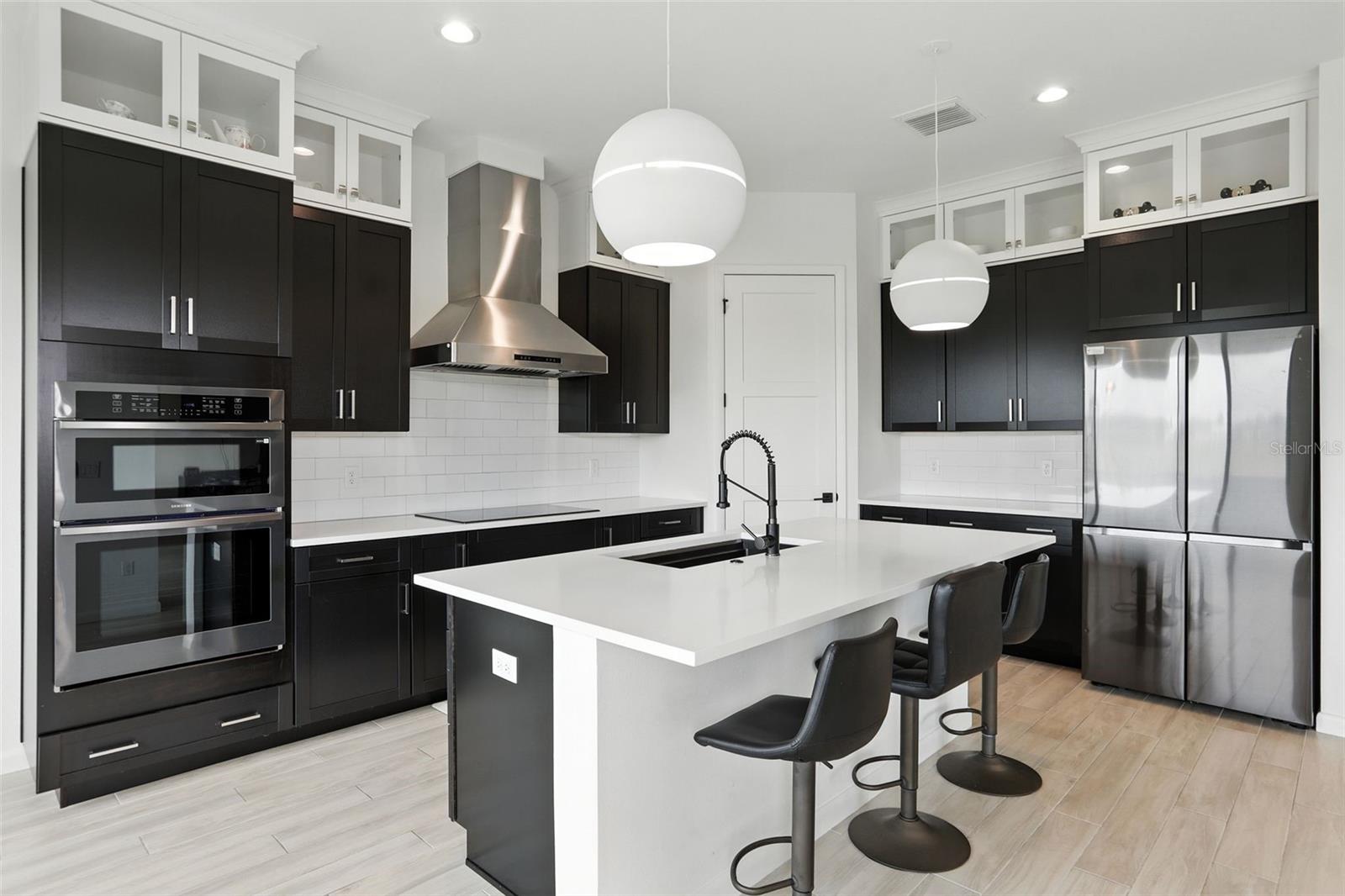 Listing photo id 4 for 4440 Shirley Shores Road