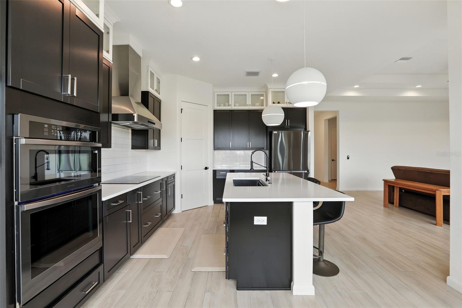 Listing photo id 6 for 4440 Shirley Shores Road