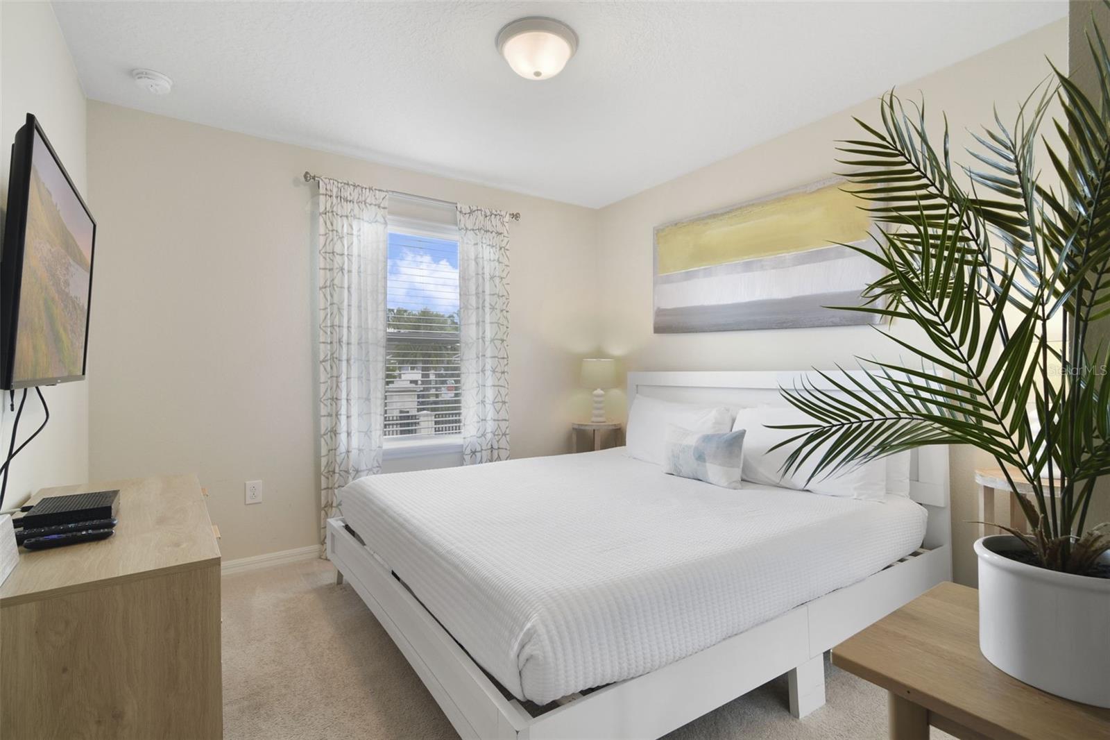 Image 16 of 51 For 131 Jetty Way