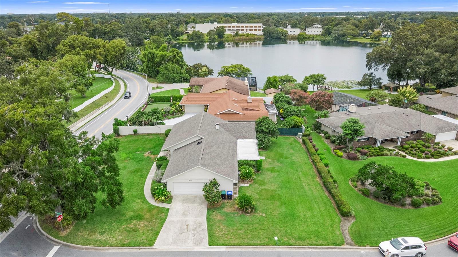 Image 11 of 37 For 4520 Lake Gem Circle