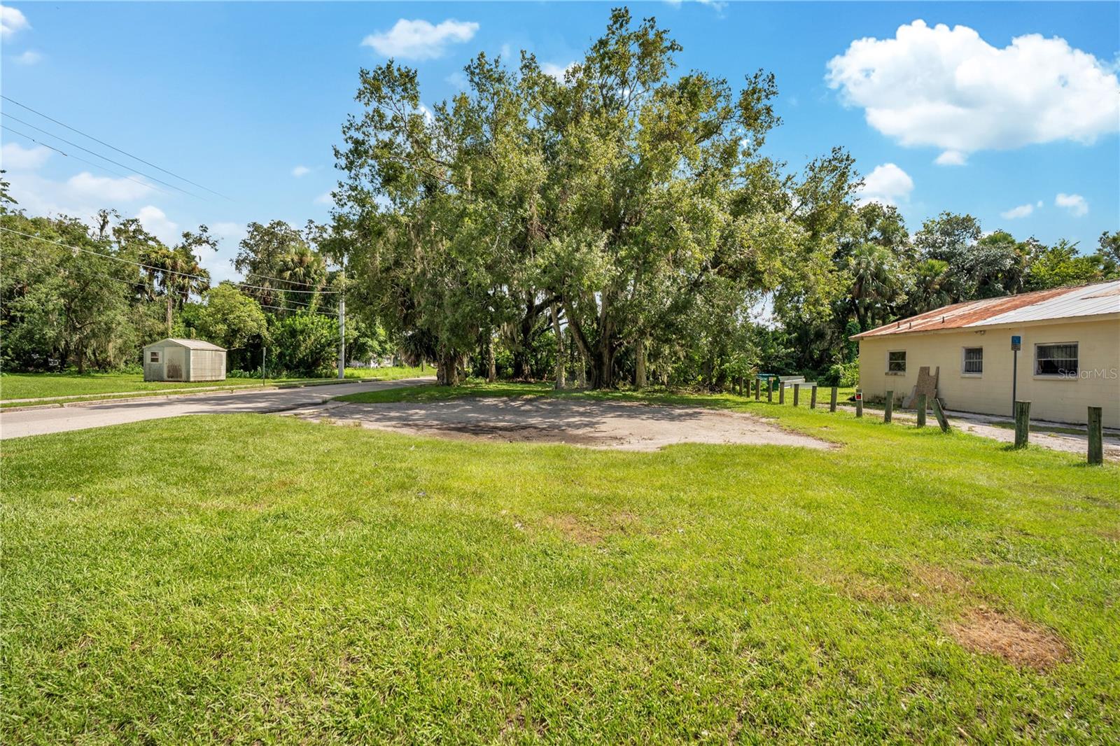 Image 3 of 14 For 1401 Historic Goldsboro Boulevard
