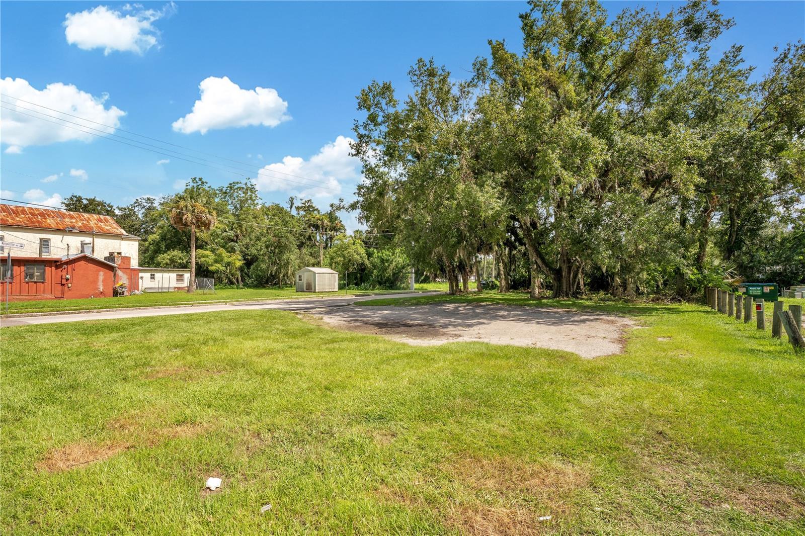 Image 4 of 14 For 1401 Historic Goldsboro Boulevard