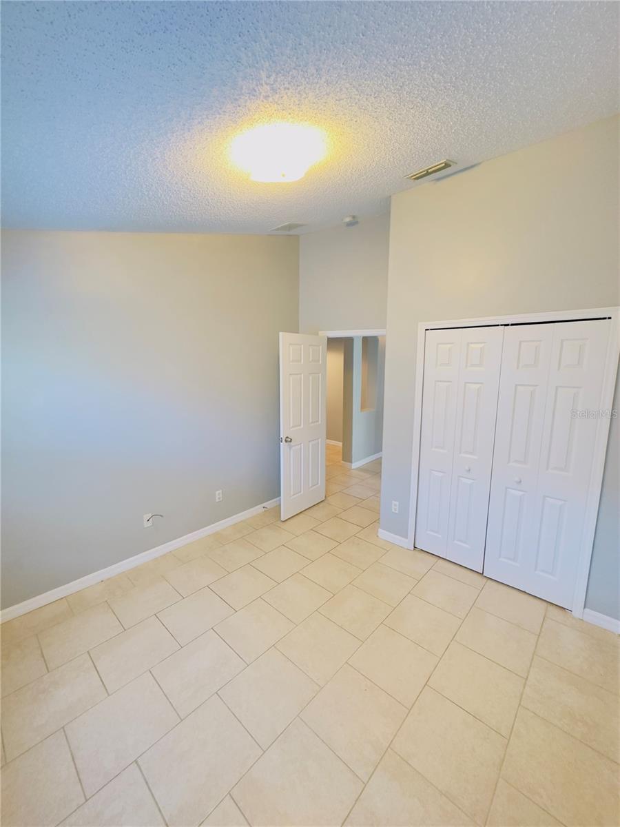 Image 17 of 21 For 1185 Singleton Circle