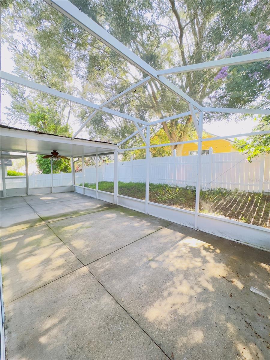 Image 19 of 21 For 1185 Singleton Circle