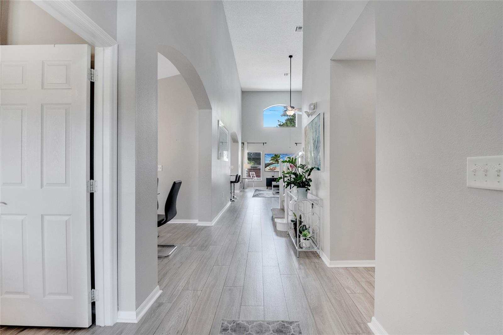 Image 7 of 56 For 1428 Casterton Circle
