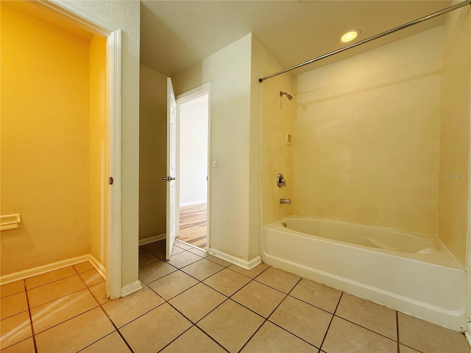 Image 16 of 21 For 2897 Polvadero Lane 107