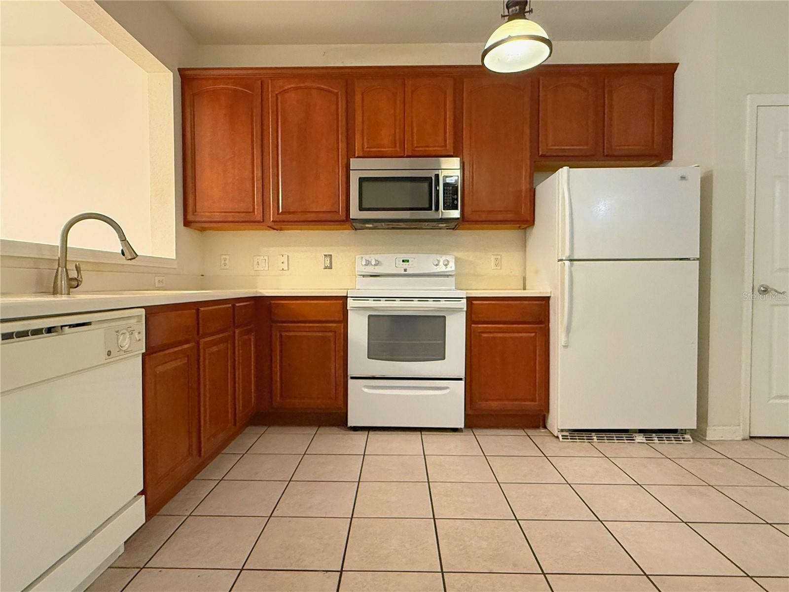 Image 4 of 21 For 2897 Polvadero Lane 107