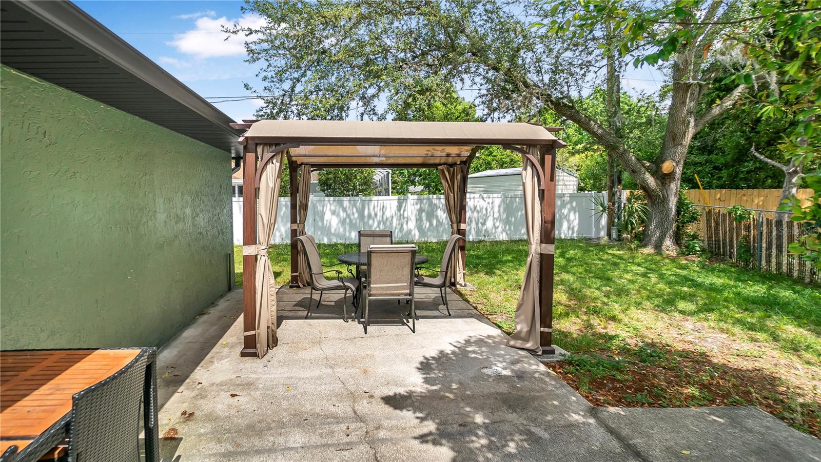 Image 36 of 37 For 1454 Digarmo Terrace