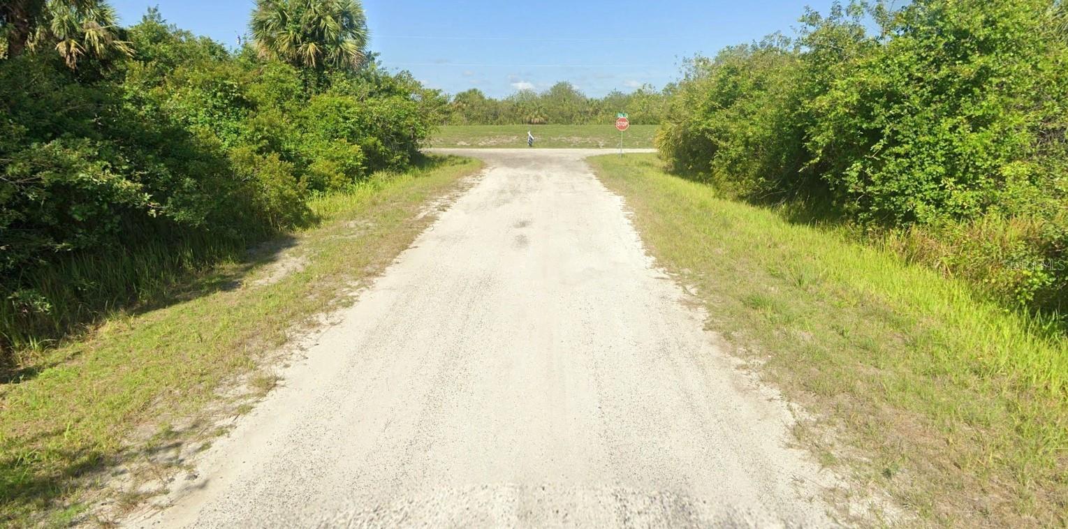 Image 3 of 15 For 879 Merry Street Sw