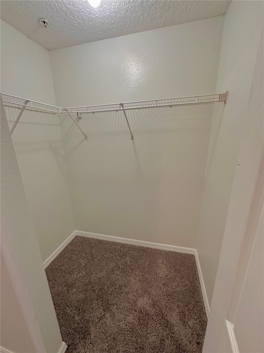 Image 18 of 24 For 5500 Metrowest Boulevard 201