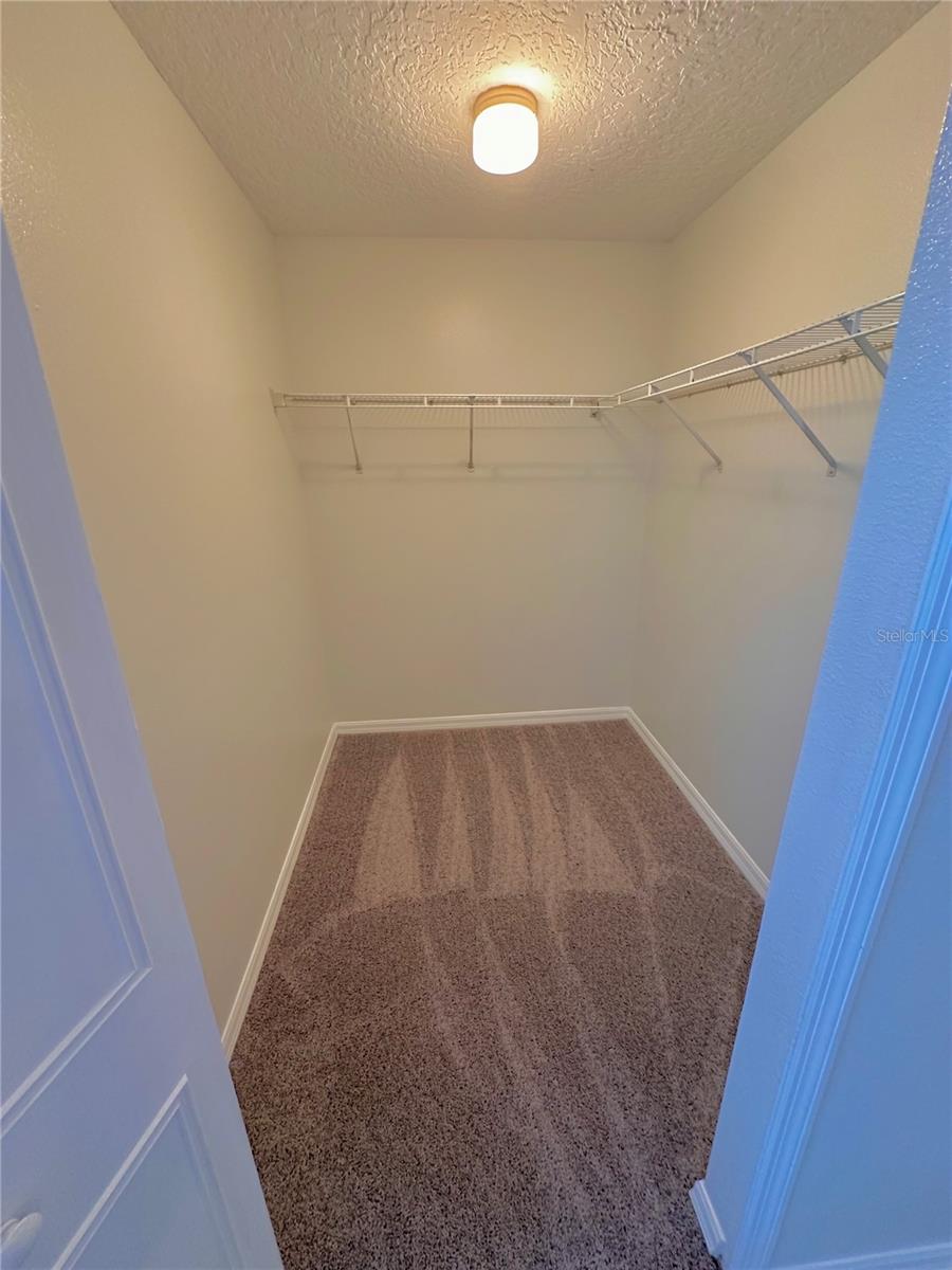 Image 21 of 24 For 5500 Metrowest Boulevard 201