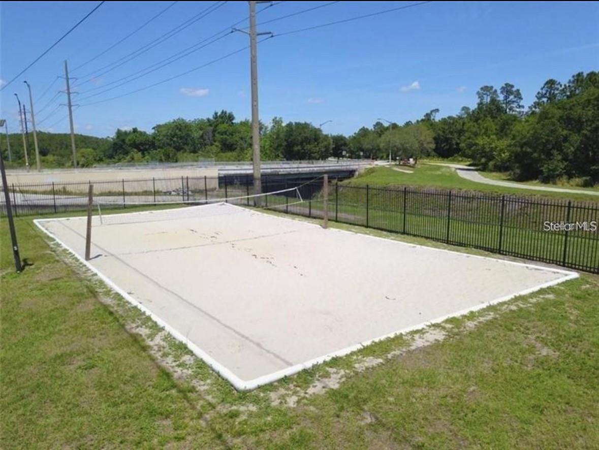 Image 5 of 24 For 5500 Metrowest Boulevard 201