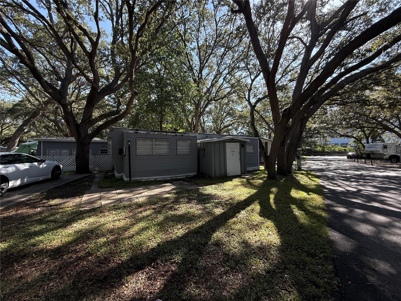 Image 11 of 13 For 3000 Clarcona Road 2215