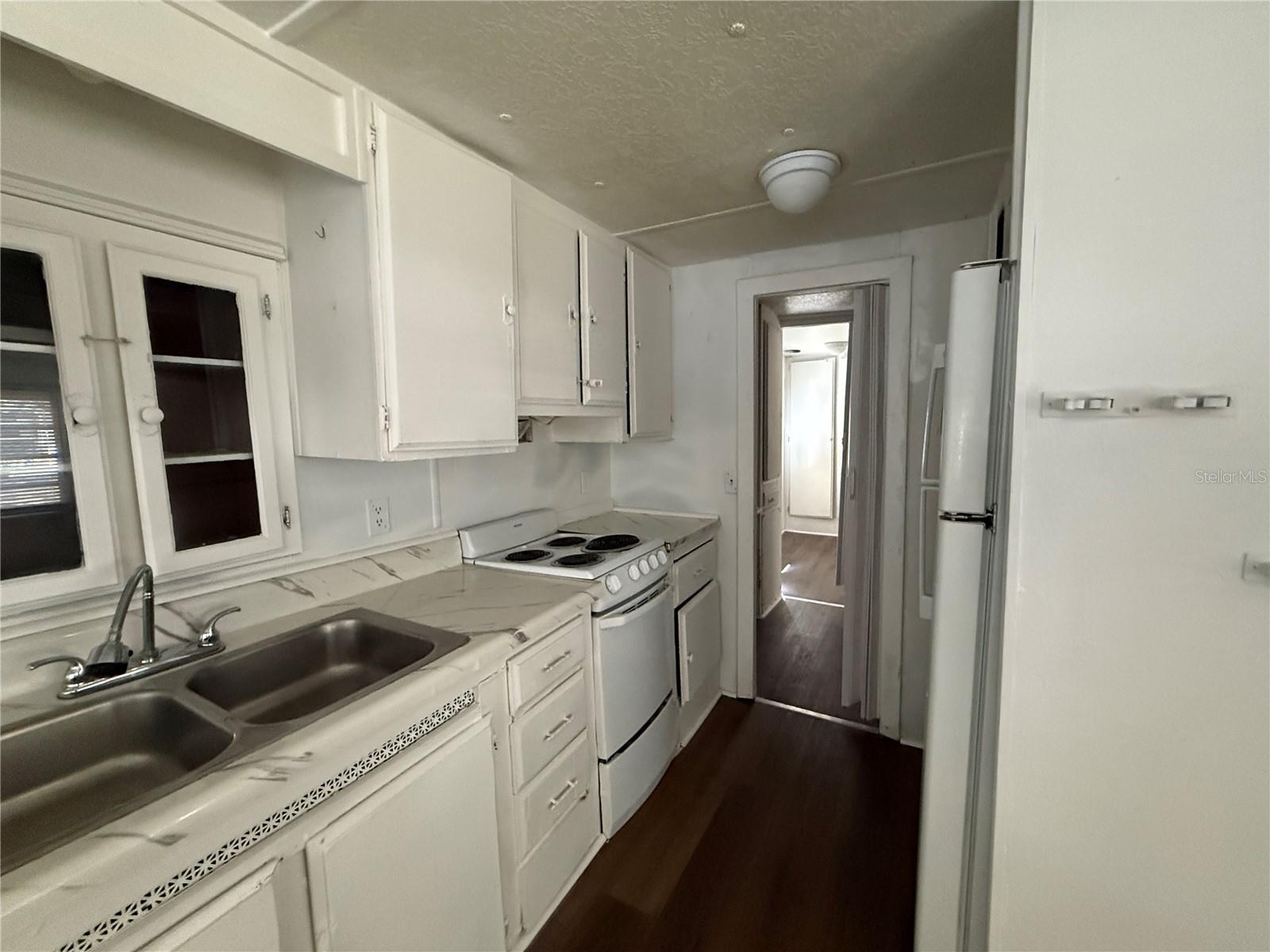 Image 6 of 13 For 3000 Clarcona Road 2215